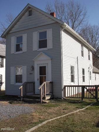 $1,500 / 3br - 1304ft2 - Spacious 2 story-3 b/r  1 1/2 bath-ready now (Rock Hall, Md)63895920833795120