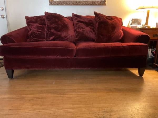 Free sofa 1