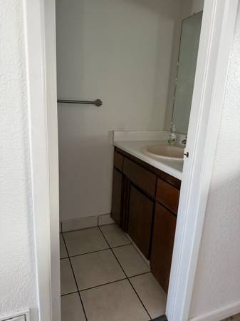 $1,600 / 2br - 900ft2 - Townhouse Apartment for Rent (TURLOCK CA)63970306891267122