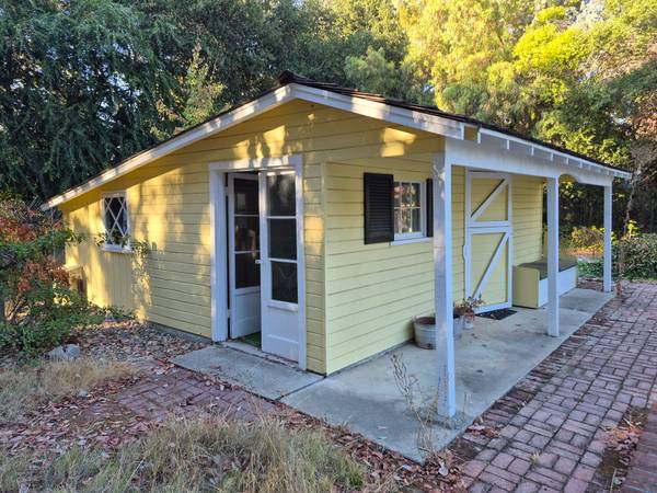 FLASH SALE 20’2" x22’3”x9’ ADU/workshop/ little building 1