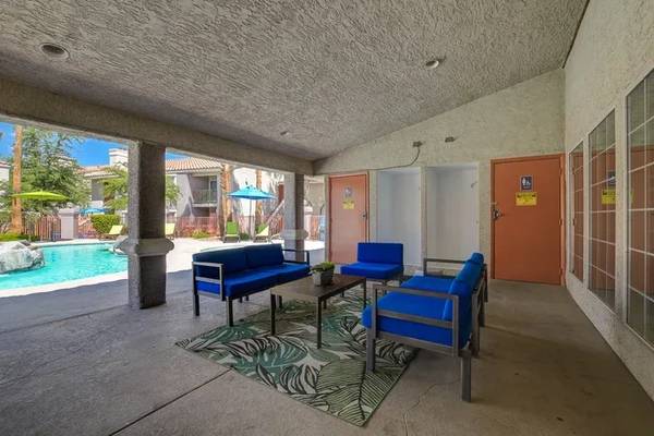 $1,399 / 2br - 1075ft2 - Close to Restaurants, Walk-In Closet, Fitness Center (4700 W Rochelle Ave, Las Vegas, NV)63859500384897124