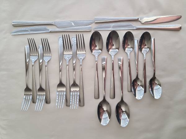 Ornative 20 piece Flatware Set 1