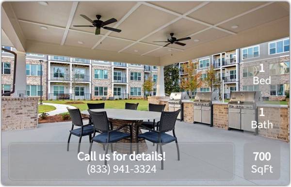 Looking for a lovely 1 Bed / 1 bath? Search no more! 700 Sq Feet 1