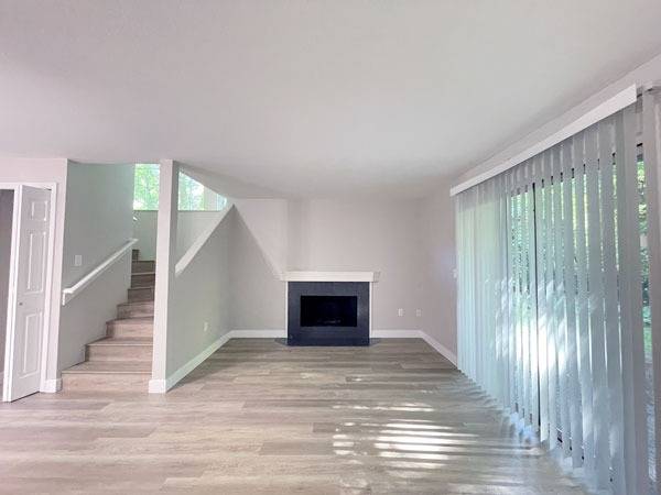 $2,850 / 2br - 1057ft2 - Apartamento de 2 habitaciones en Bellevue, lavadora y secadora convenientes dentro, toneladas de almacenamiento (Redmond/Bellevue/Microsoft)63850639197059123