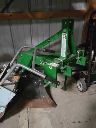 Frontier (John Deere) PB1001 single bottom 3pt plow category 1 1025R 1