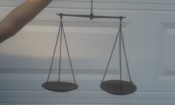RARE & ORIGINAL HANGING BRASS BALANCE SCALES....VERY OLD 1
