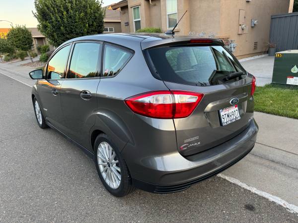 2014 Ford C-Max Hybrid SE - $8,500 (Vallejo)63624254918531123