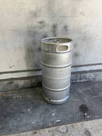 8 Gallon Beer Keg (1-26) 1