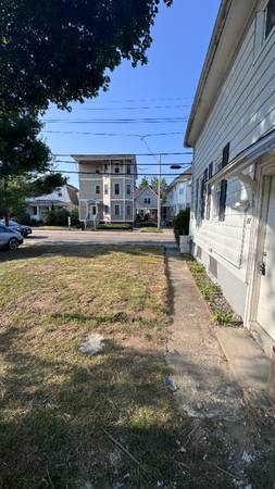 $1750.00 / 1br - 1400ft2 - Newly Renovated – 1-Bed/1-Bath Unit #2 (second floor) in Prime Attlebo64002827515905124