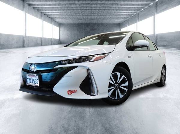 2017 Toyota Prius Prime Electric Plus Hatchback - $16,250 (Escondido Auto Super Center)63624789560193121
