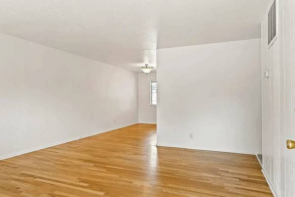 $766 / 3br - Newly updated house! ready now for rent. (Reno, NV)63682255327617124