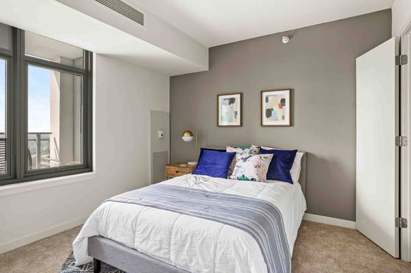 $2,475 / 1br - ALL YOU NEED-One Bedroom, W/D, Gym, Pool, Work Spaces- Fulton River (Fulton River District)63959874316930122