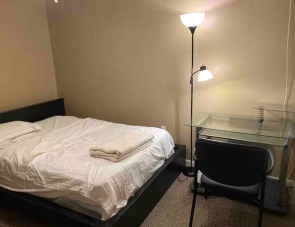 $899 / 2br - 1500ft2 - One Bedroom with Private Bathroom in Two Bedroom Apartment by UF Campus (Gainesville)63823034791425121