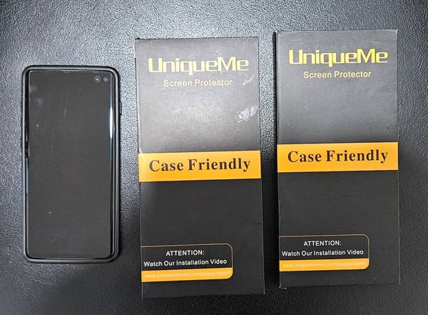 Samsung S10+ Unlocked Excellent condition with new screen cover kits 1