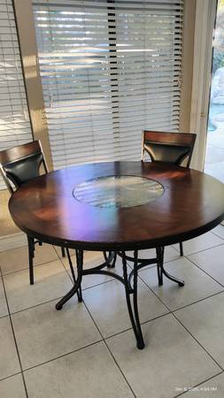 Nice 48" Round Dining Table with a 20.5" Rotating Tabletop Tray 1