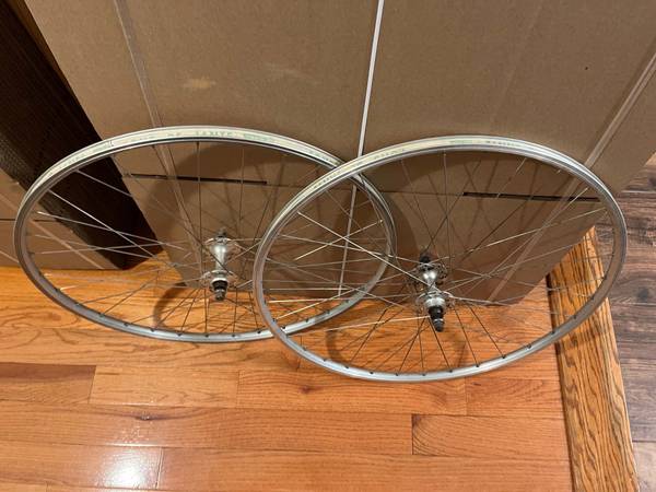 700C Mavic Open Sport Single-speed Wheelset 1