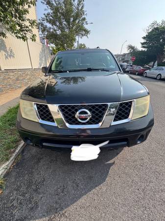 2005 NISSAN PATHFINDER - $1.400 (ESTATUA DE LA LIBERTAD)63469911664897122
