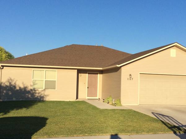 3 Bed 2 Bath Home for Rent 1