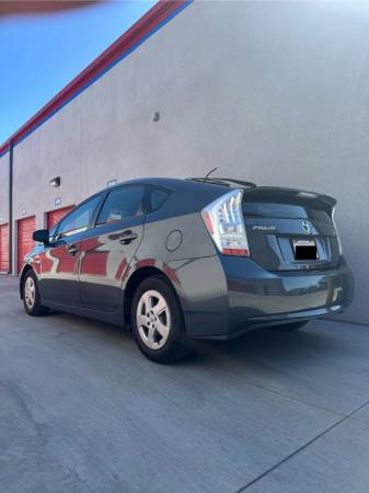 Toyota Prius Híbrido - $5,70063618407941249121