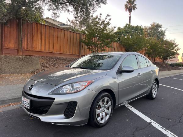 2012 MAZDA MAZDA3 I SPORT - 83k -Bajas millas - $6,800 (Hayward)63613871928449121