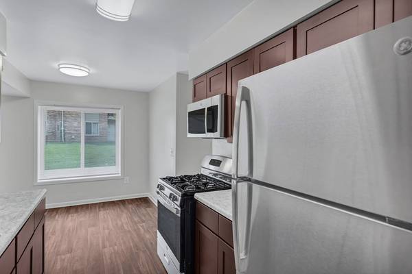 $1,626 / 1br - 829ft2 - 1/BD 1/BA, Acceso Fácil al Transporte Público, Área de Juegos63694536972163122