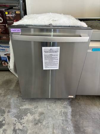 GE Profile 24 in Smart Built-In Top Control Fingerprint Resistant Stainless Dish 1