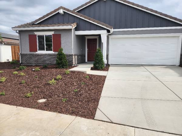 Charming 3 Bed, 2 Bath Single Family Home in Patterson, CA - Available 1