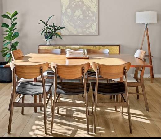 Dining table & 8 chairs moving sale 1