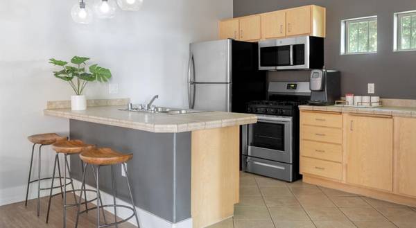 $1,957 / 2br - 1265ft2 - Ceiling Fans, Located in Turlock, 2BD 2BA64021482387457123