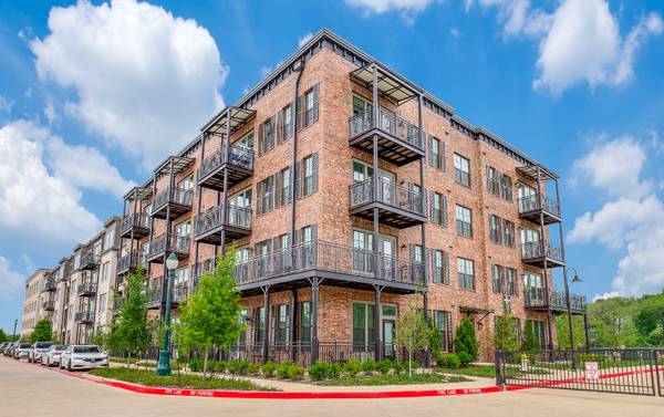 $1,460 / 1br - A Brand New Upscale Apt and Minutes to Plano and Frisco - 1 MONTH FREE (Plano/The Colony/Frisco)63796477027329122