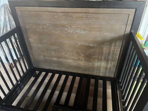 Full Headboard/Toddler Bed 1