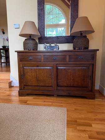 Solid Wood Sideboard Table 1