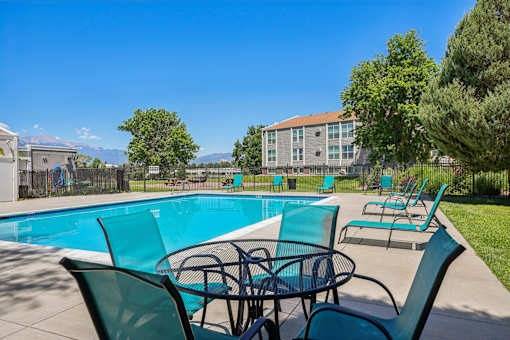 $1,125 / 2br - 750ft2 - Double Pane Windows, RealPage  Deposit Insurance (360 N Murray Blvd, Colorado Springs, CO)63658145543939122
