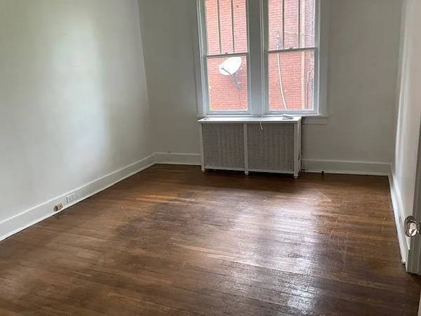 $755 / 2br - Bright 2 Bedroom, 1 Bath Apartment Stylish & Cozy!! (Pittsburgh, PA)64013203142273123