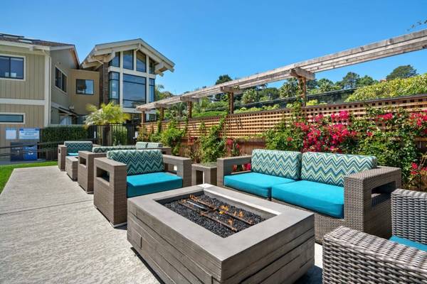 $4,010 / 1br - 832ft2 - High-Speed Internet Access, Garages, Tennis Courts (mill valley)63658079435523124