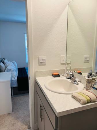 $1,100 / 3br - ROOM FOR RENT IN HOMESTED FL $1100 (HOMESTED)63379613217155123