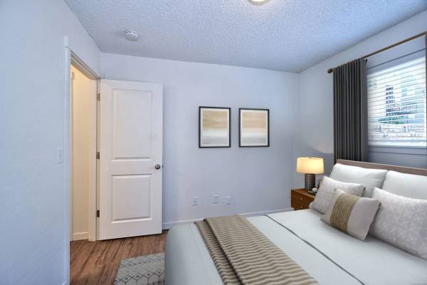 $1,359 / 2br - 750ft2 - 🎉 Everything You Ever Wanted… For Less! Apply Now 💌 (2600 T St, Vancouver, WA)63777362499841124