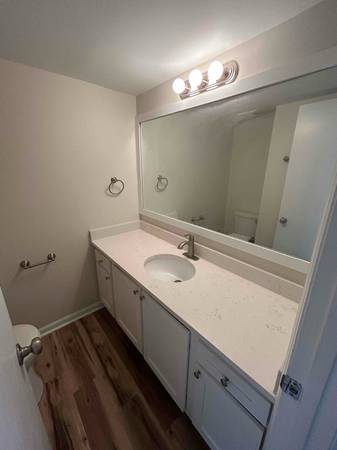 $2600.00 / 3br - 1400ft2 - 1021 Hunters Trace - 3 Bed 1.5 Bath64016107746051123