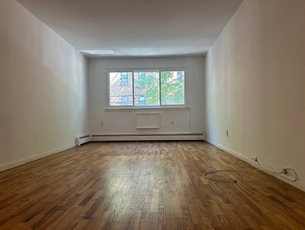 $1,300 / 1br - Bright & Affordable 1BR Apartment – Near Fordham (Bronx)63945362916866121
