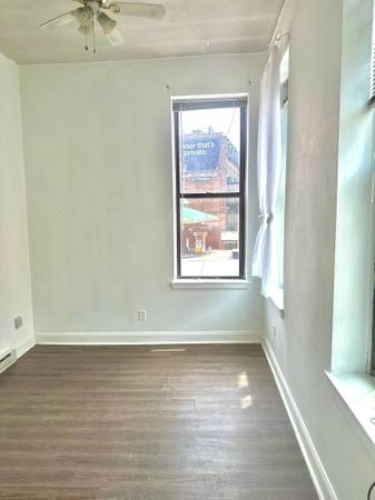 $2,000 / 1br - South End 1 Bed/1 Bath Brownstone | Massachusetts Ave (South End)63810087596035123