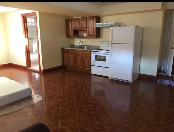 $1,685 / 1br - Freshmeadows63874740993667120