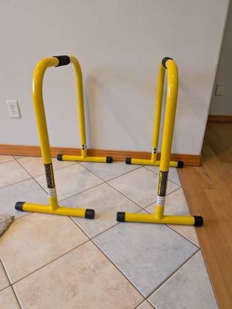 Lebert Equalizer Total Body Strengthener Dip Bar Stand - $60 (Vancouver)63435075458819121