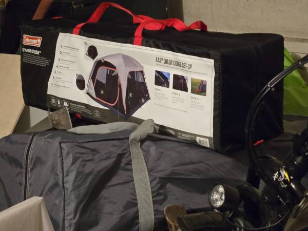 Coleman 10 Person Instant Skylodge with Screenroom 1