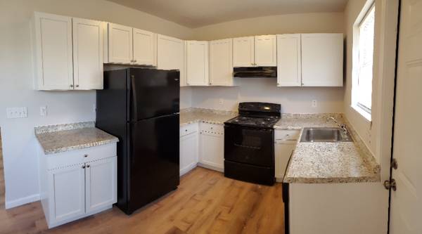 $1700.00 / 3br - Upgraded 3/1 Home in Cedar Grove63924554763266124