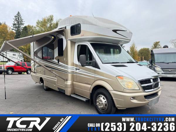 2008 Winnebago Vista 1
