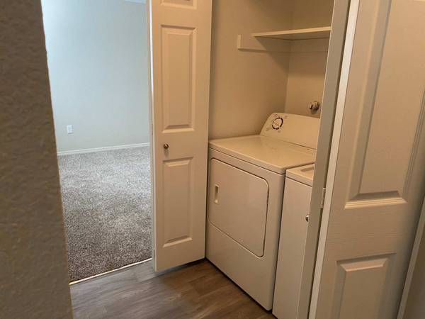 $2,009 / 3br - 1130ft2 - ¡Hágase sentir como en casa! Hermoso de 3 habitaciones, 2 baños en Clackamas (Clackamas - Cerca del centro comercial Clackamas Town Center)63831251309441121