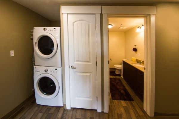 $1,698 / 4br - Windsor Manor Womens 125 E 2nd S Rexburg (rexburg)63952518728707122
