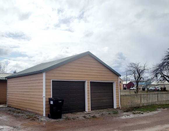 $448,500 / 3br - 1388ft2 - Drummond One Level Home (168 W. Broad Street)63656994108163124