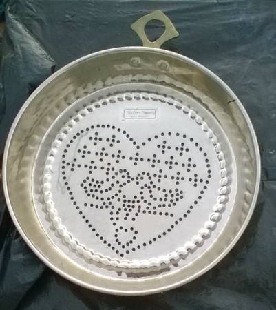 Vintage Kitchen Strainer 1