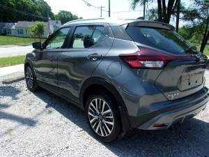 2024 Nissan Kicks. * Solo 4200 millas * Excelente estado  GRAN OFERTA - $15,500 (Cincinnati)63622014361601123